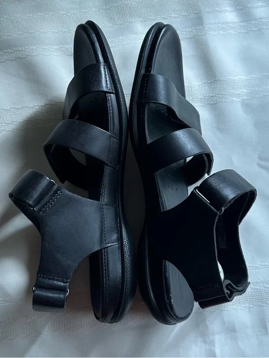 Ecco Black Triple-Strap Leather Sandals - Picture 5 of 12